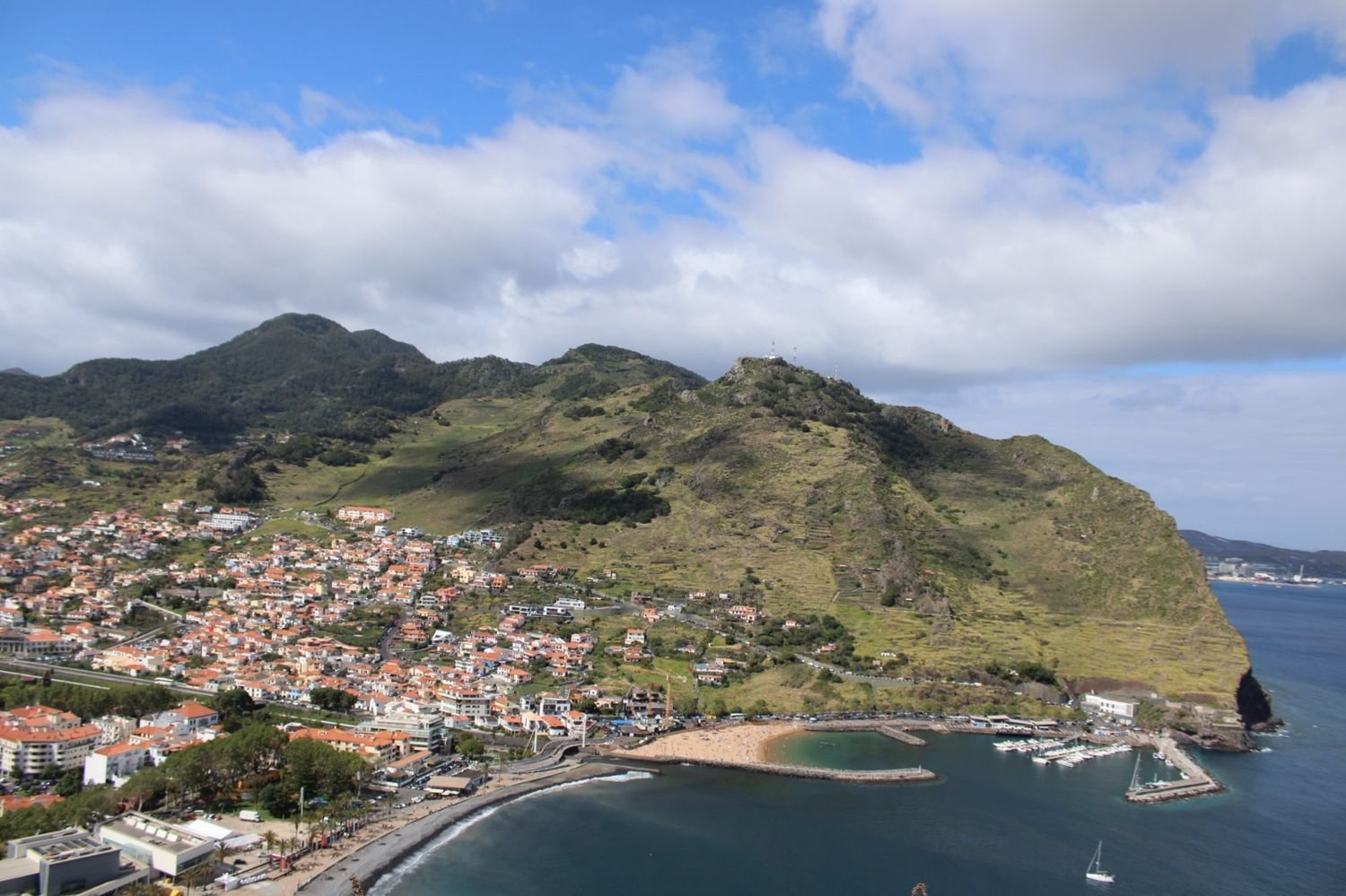  قطعة أرض في Canical, Portugal 20800متر مربع رقم 144004