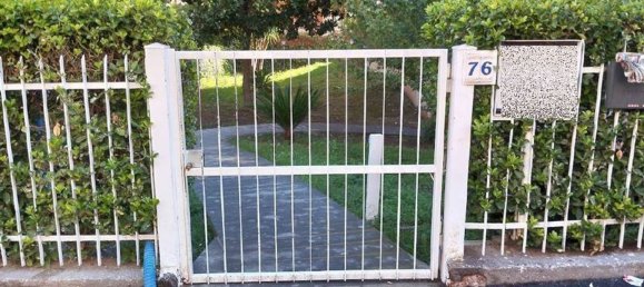 Studio in Rome, Italy No. 202928 14