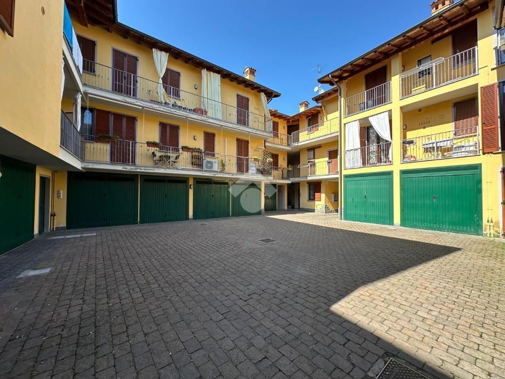 2 غرف نوم شقة في Misano di Gera d'Adda, Italy رقم 381069