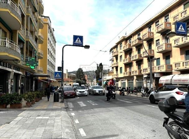 3غرفة شقة في Sanremo, Italy رقم 234031