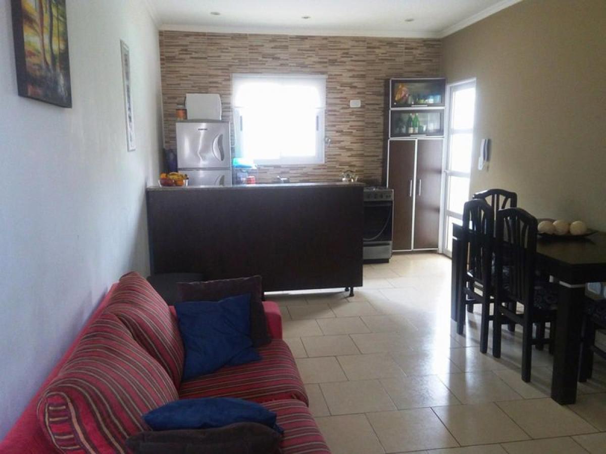 2 Schlafzimmer Wohnung in Avellaneda, Argentina, Nr. 60245