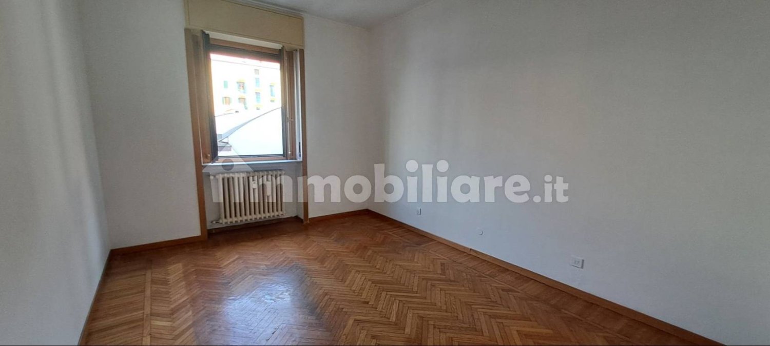 2 bedrooms Apartment in Milan, Italy No. 378256