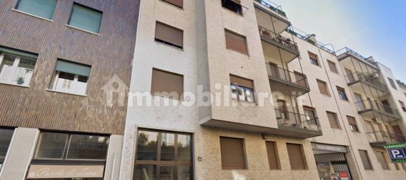 2 bedrooms Apartment in Milan, Italy No. 378256 9