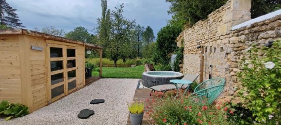 3 bedrooms House in Nesles-la-Vallee, France No. 179352 3