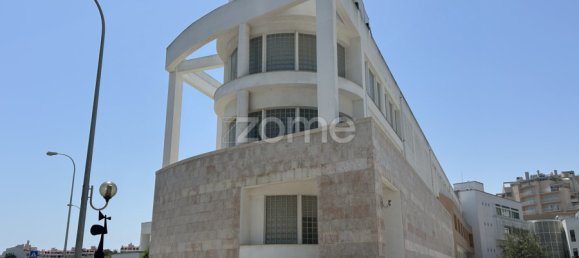 Gewerbliche Immobilie in Oeiras, Portugal 139m², Nr. 221971 10