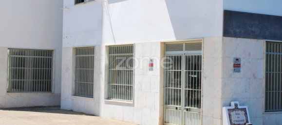 Gewerbliche Immobilie in Oeiras, Portugal 139m², Nr. 221971 4
