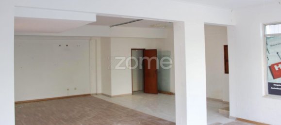 Gewerbliche Immobilie in Oeiras, Portugal 139m², Nr. 221971 8