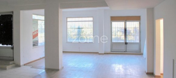 Gewerbliche Immobilie in Oeiras, Portugal 139m², Nr. 221971 6