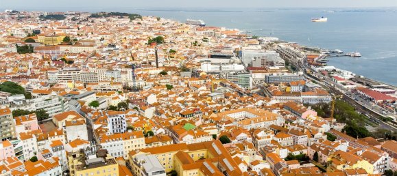 180m² Building in Lisbon, Portugal No. 89370 16