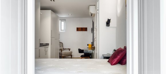 180m² Building in Lisbon, Portugal No. 89370 8