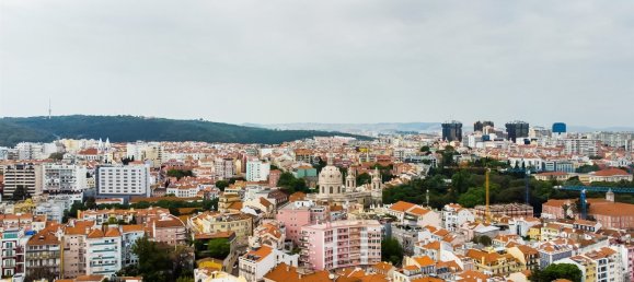 180m² Building in Lisbon, Portugal No. 89370 11