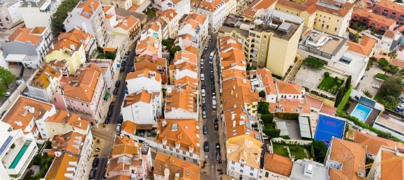 180m² Building in Lisbon, Portugal No. 89370 10