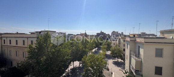 Apartamento de 4 habitaciónes en Cerignola, Italy No. 373859 17