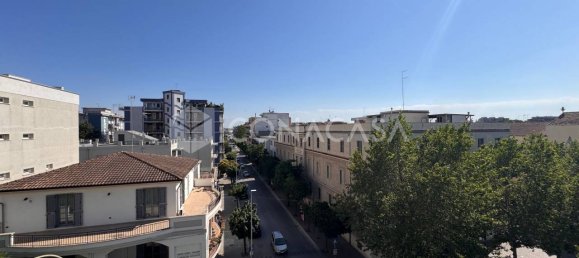 Apartamento de 4 habitaciónes en Cerignola, Italy No. 373859 13