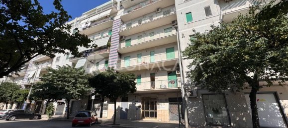 Apartamento de 4 habitaciónes en Cerignola, Italy No. 373859 2