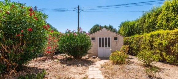 4 bedrooms House in Guia, Portugal No. 191680 10