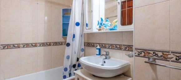 4 bedrooms House in Guia, Portugal No. 191680 12