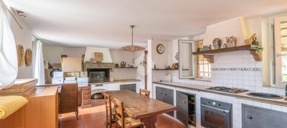 Villa de 3 dormitorios en Formello, Italy No. 10669 34