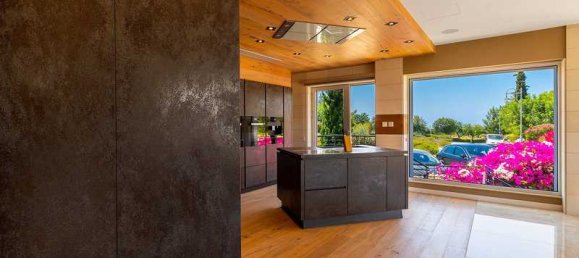 4 bedrooms House in Paphos, Cyprus No. 15316 6