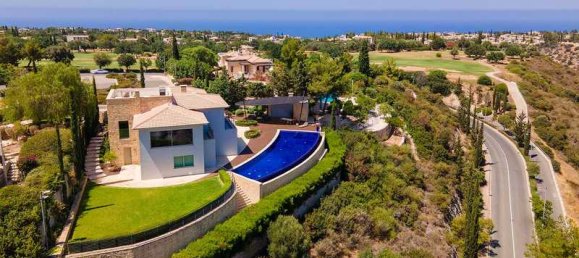 4 bedrooms House in Paphos, Cyprus No. 15316 12