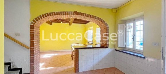 2 bedrooms House in Lucca, Italy No. 137680 6