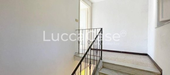 2 bedrooms House in Lucca, Italy No. 137680 23