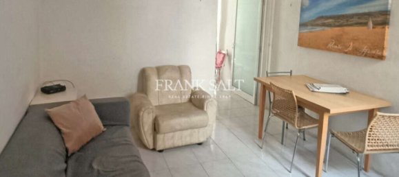 1 bedroom Maisonette in Pieta, Malta No. 7187 2