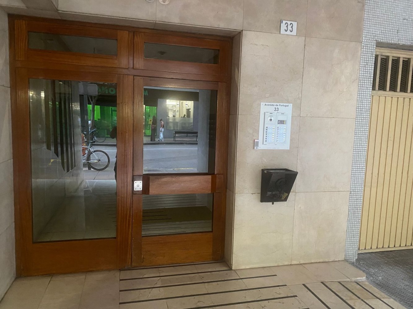 Квартира с 4 спальнями в Хихон, Испания № 186493