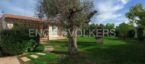 4 Schlafzimmer Villa in Carmiano, Italy, Nr. 126293 14