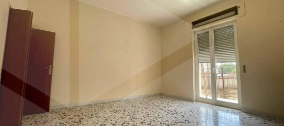 4 rooms Apartment in Andria, Italy No. 13179 5
