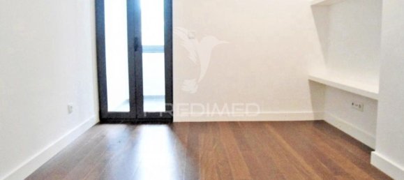 4 bedrooms Apartment in Porto, Portugal No. 78902 31