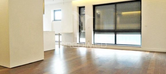 4 bedrooms Apartment in Porto, Portugal No. 78902 29