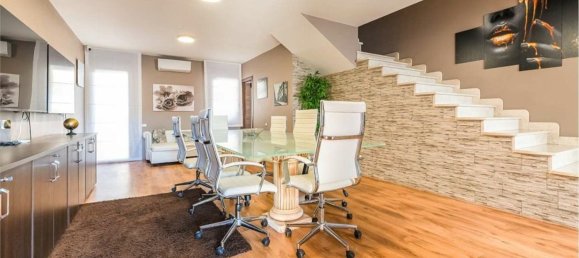 Дом с 3 комнатами в Селарджус, Италия № 256971 16