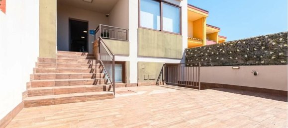 Дом с 3 комнатами в Селарджус, Италия № 256971 10