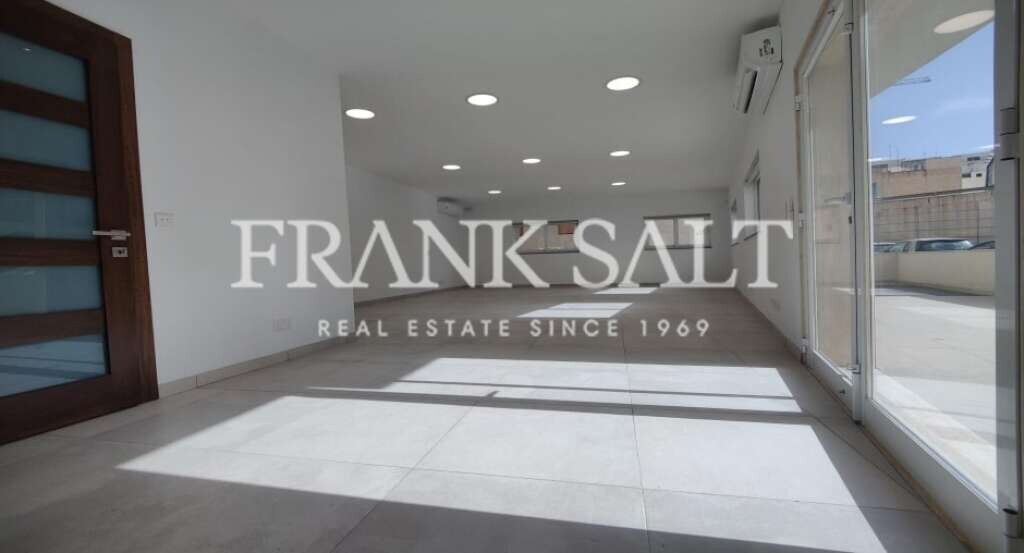60m² Office in Swatar, Malta No. 12079