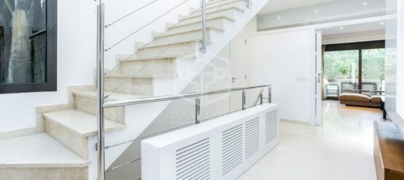 Вилла с 6 спальнями в Гава, Испания № 7381 27