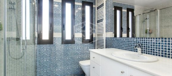 Вилла с 6 спальнями в Гава, Испания № 7381 22