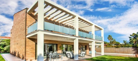 Вилла с 6 спальнями в Гава, Испания № 7381 2