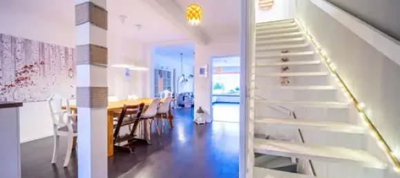 3 bedrooms Townhouse in Eimsbuttel, Germany No. 324928 8