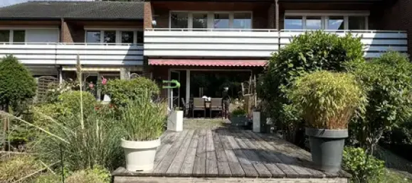 3 bedrooms Townhouse in Eimsbuttel, Germany No. 324928 2