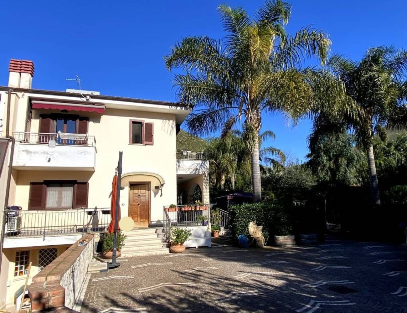 Casa de 6 habitaciónes en Sperlonga, Italy No. 47769