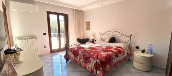 Casa de 6 habitaciónes en Sperlonga, Italy No. 47769 15