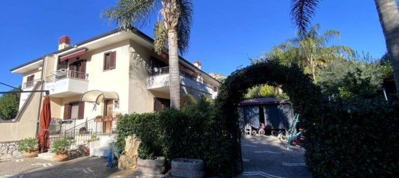 Casa de 6 habitaciónes en Sperlonga, Italy No. 47769 3