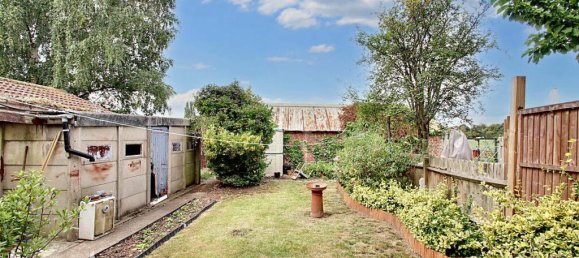 3 bedrooms House in Hayes, United Kingdom No. 5069 9