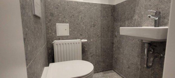 2-salle Appartement à Alsergrund, Austria No. 182299 9