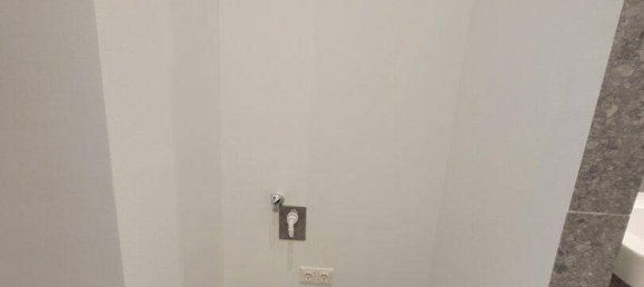 2-salle Appartement à Alsergrund, Austria No. 182299 15