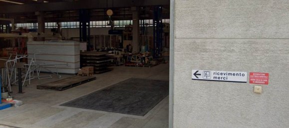 Entrepôt à Aicurzio, Italy 3480m² No. 221605 4