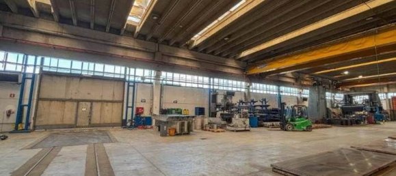 Entrepôt à Aicurzio, Italy 3480m² No. 221605 20