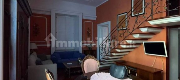 5 bedrooms Apartment in Campobasso, Italy No. 341557 2