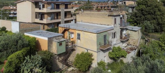 Apartamento de 3 divisões em Poli, Italy N.º 30932 93